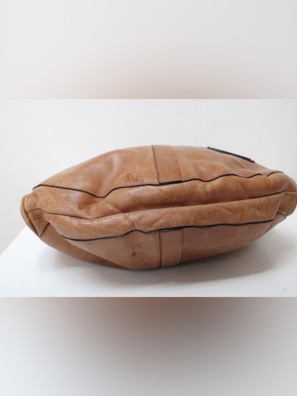 Vintage Etienne Aigner hobo bag - Picture 10 of 15